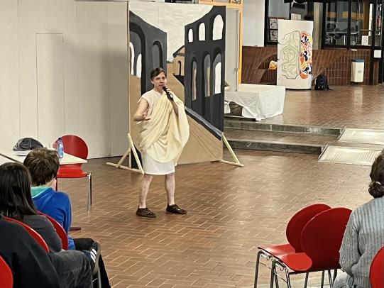 Kabarettist Björn Puscha am HG