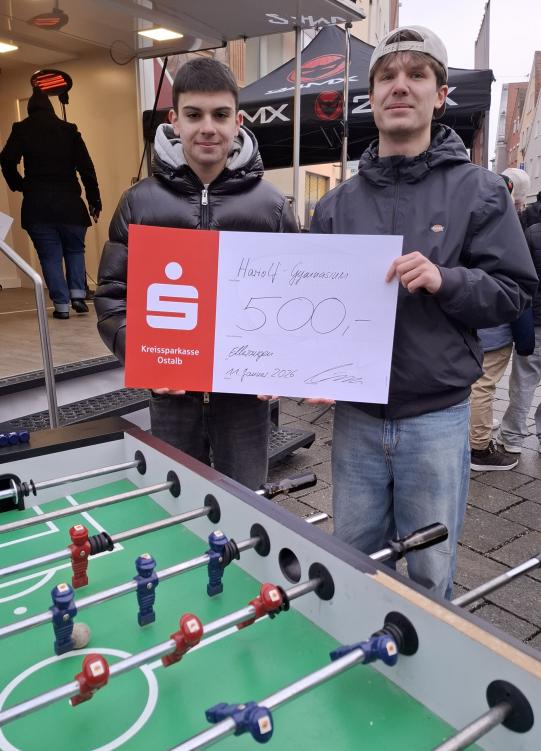 Erfolgreiche Titelverteidigung beim heißkalten Tischkicker-Cup