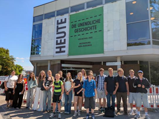 Theater-AG begibt sich auf die Reise nach Phantásien